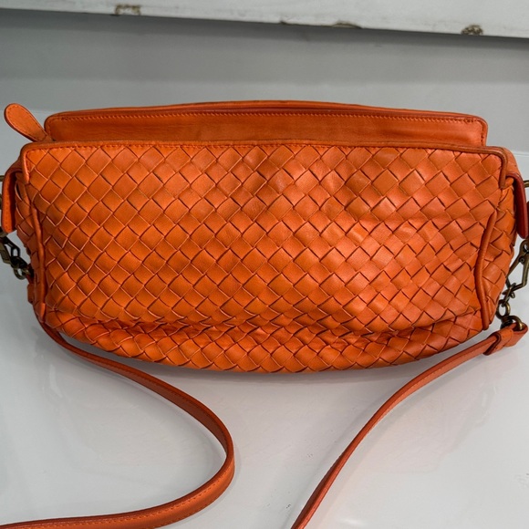 Bottega Veneta Nodini Crossbody Bag – Orange Intrecciato Leather, Suede Interior - Picture 2 of 10